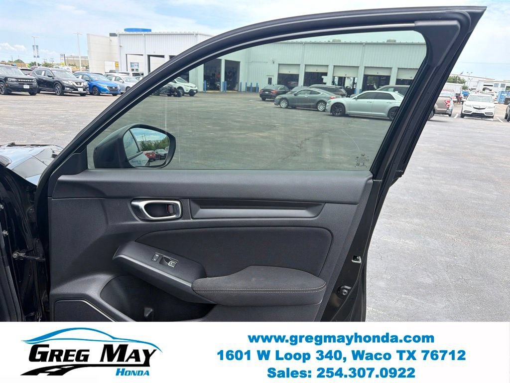 Used 2023 Honda Civic Sport image 28