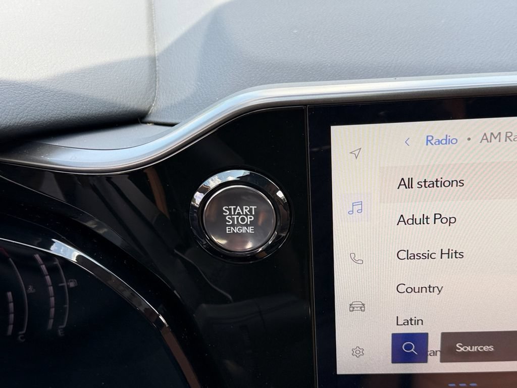 Certified 2025 Lexus NX 350 AWD w/ Accessory Package (Z2) image 30