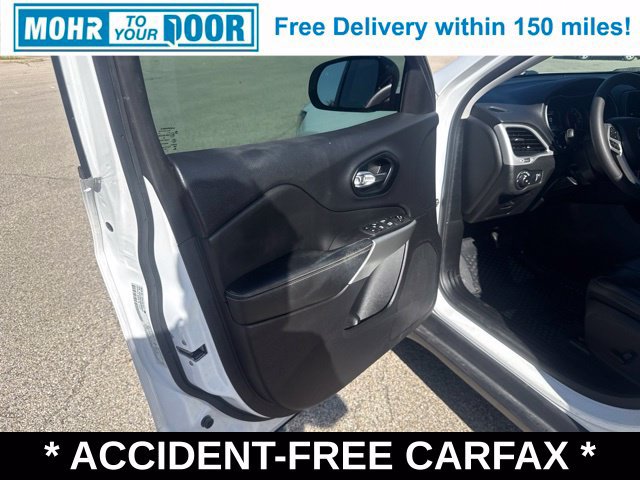 Used 2022 Jeep Cherokee Latitude w/ Sun & Sound Group AWD/4WD image 12