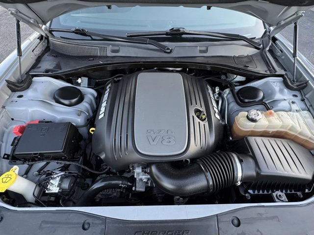 Used 2020 Dodge Charger R/T w/ Blacktop Package image 2