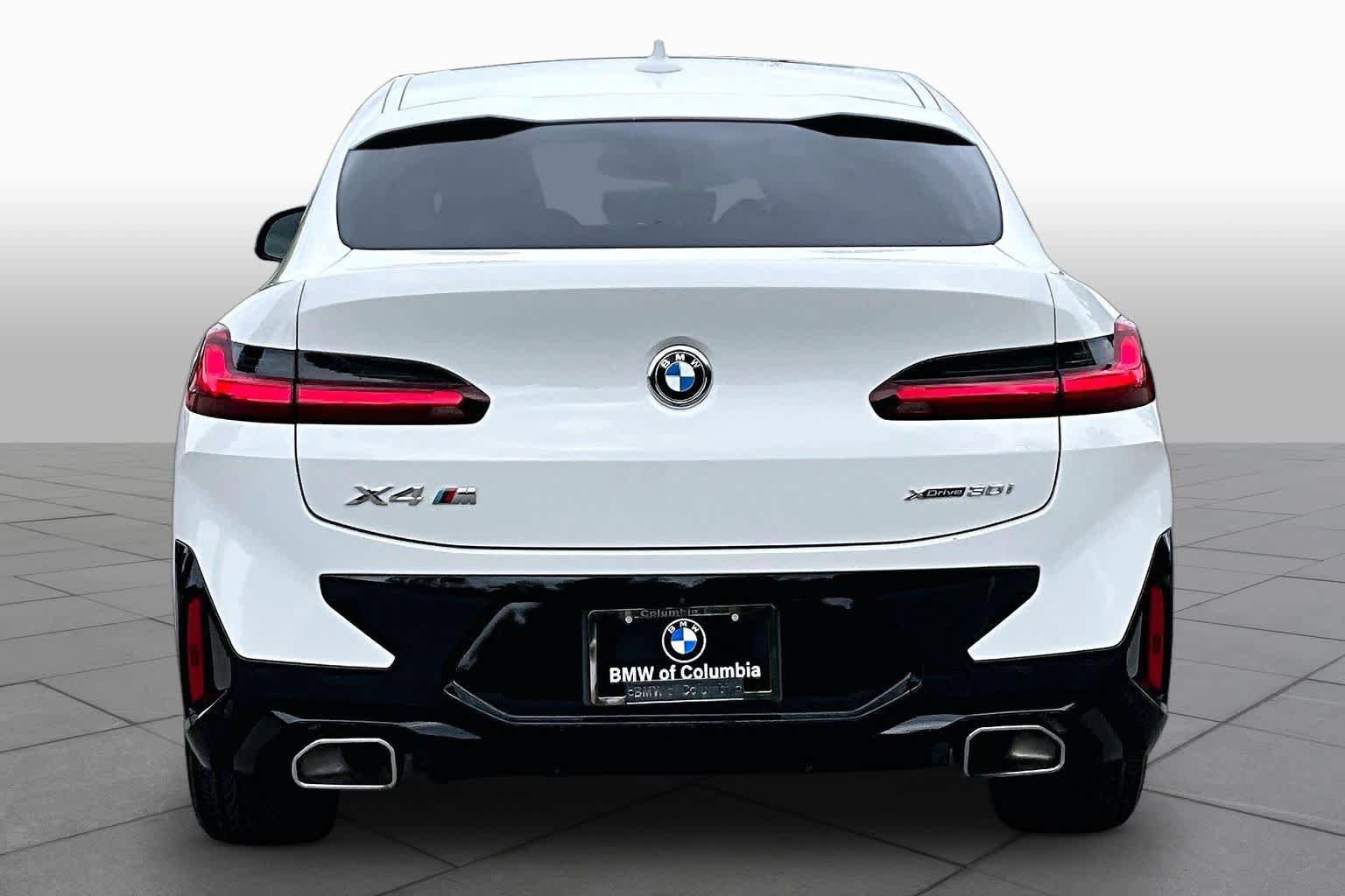 Certified 2025 BMW X4 xDrive30i AWD/4WD image 4