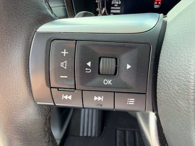 Used 2023 INFINITI QX60 Luxe w/ Performance Audio Package FWD image 29