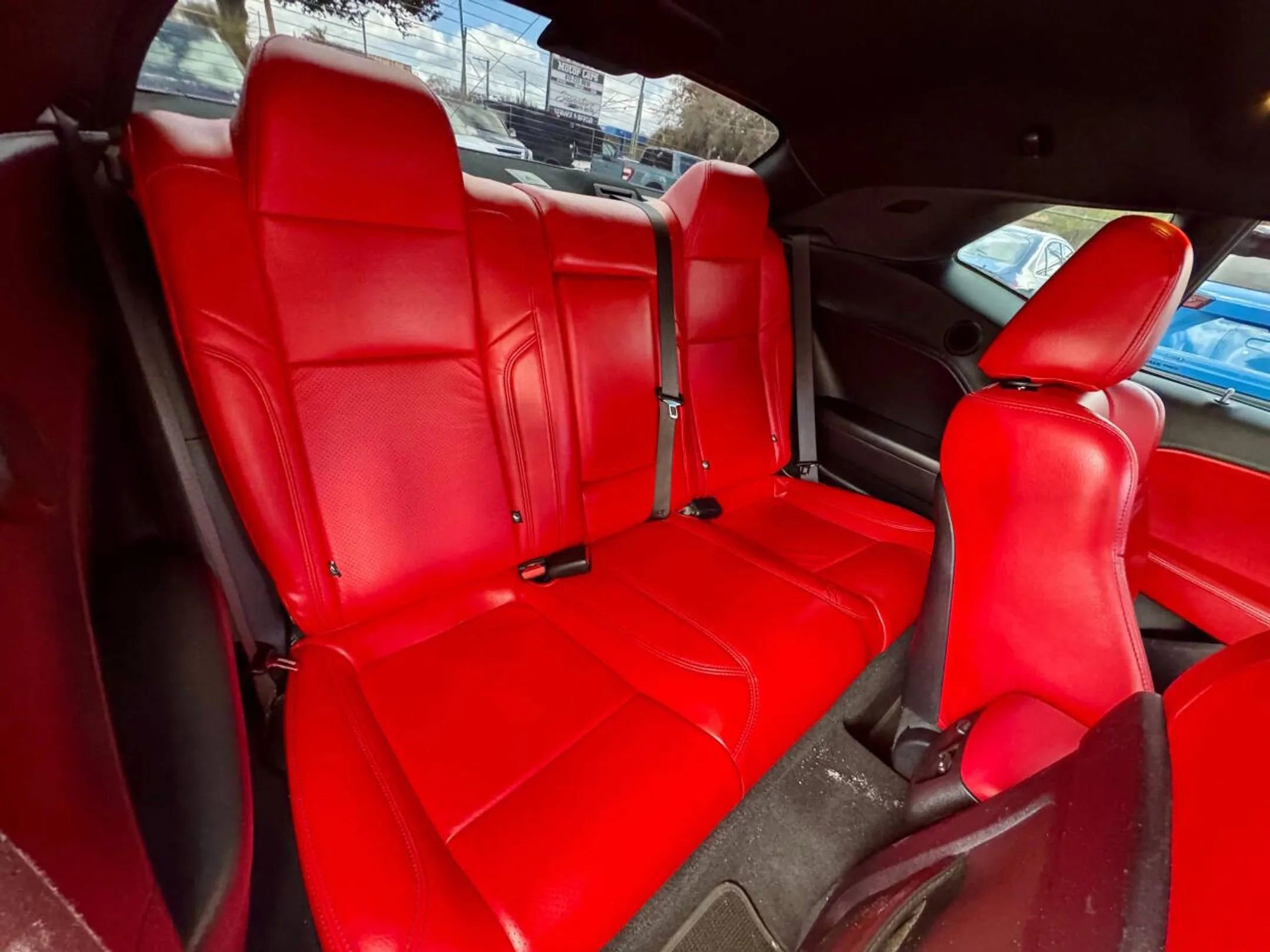 Used 2019 Dodge Challenger SRT Hellcat image 12