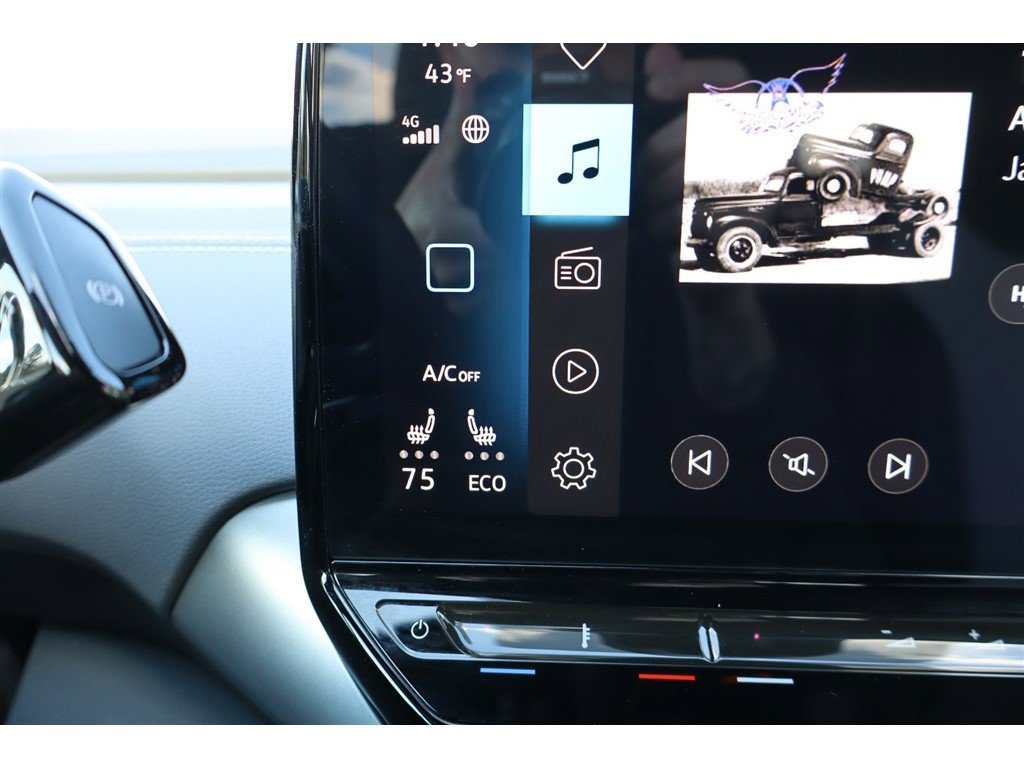 Used 2023 Volkswagen ID.4 Pro image 40