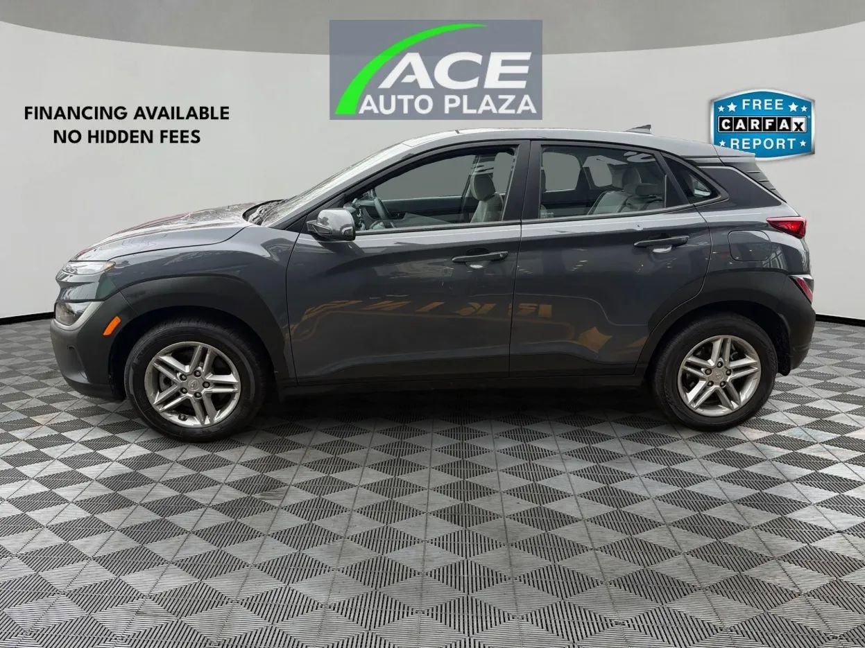 Used 2023 Hyundai Kona SE image 8