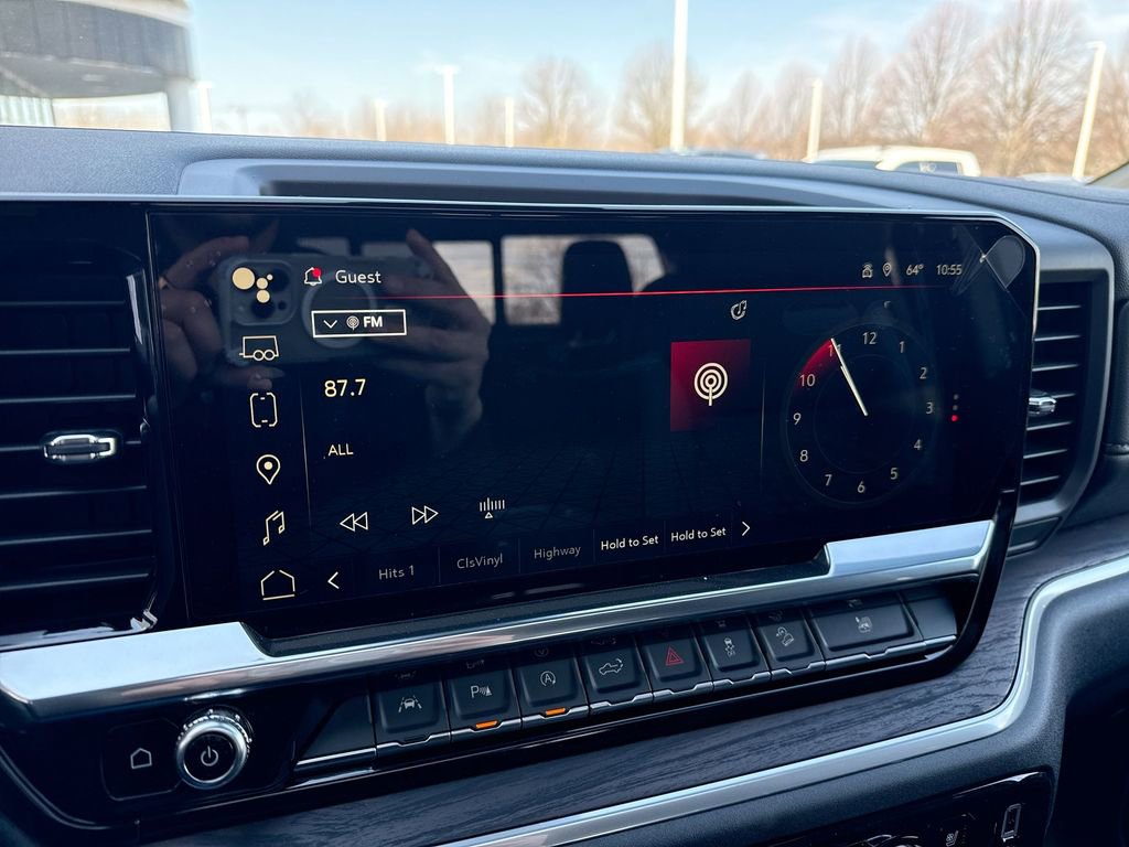 New 2026 GMC Sierra 1500 SLT image 13