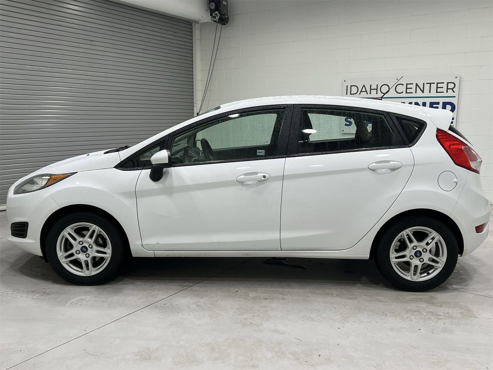 Used 2019 Ford Fiesta SE image 5