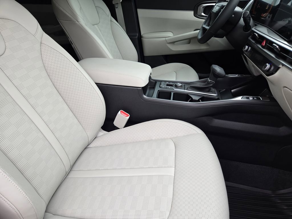 New 2026 Kia Sorento EX FWD image 13
