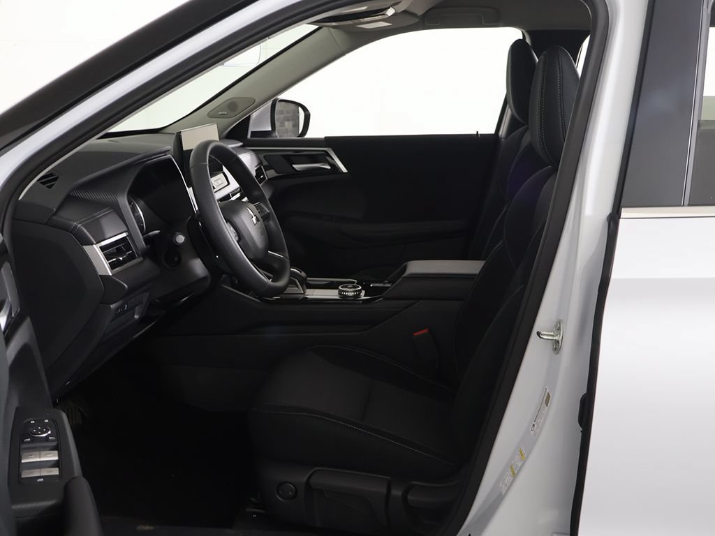 New 2026 Mitsubishi Outlander ES AWD/4WD image 26