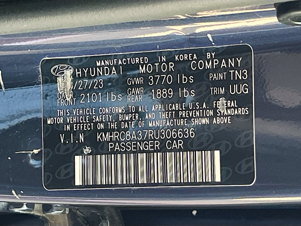 Used 2024 Hyundai Venue Limited FWD image 31