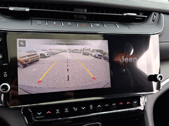 New 2027 Jeep Grand Cherokee Altitude AWD/4WD image 14