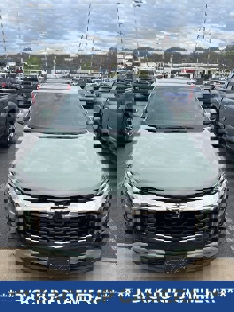 Used 2025 Chevrolet Equinox ACTIV w/ Safety and Technology Package image 5