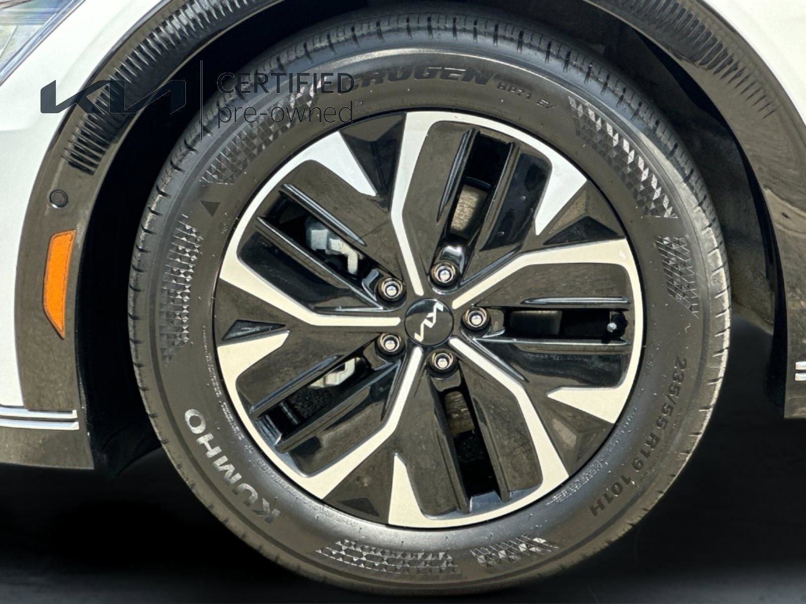 Certified 2023 Kia EV6 Wind w/ Wind Technology Package RWD image 27