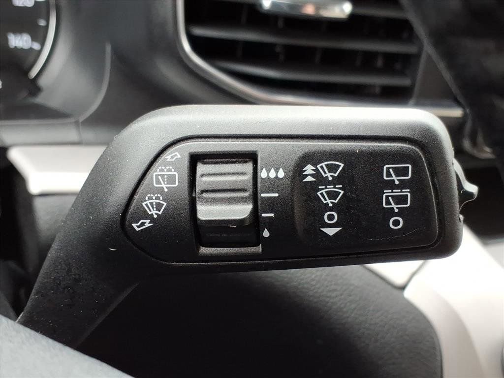 Used 2023 Ford Explorer XLT w/ Equipment Group 202A image 23