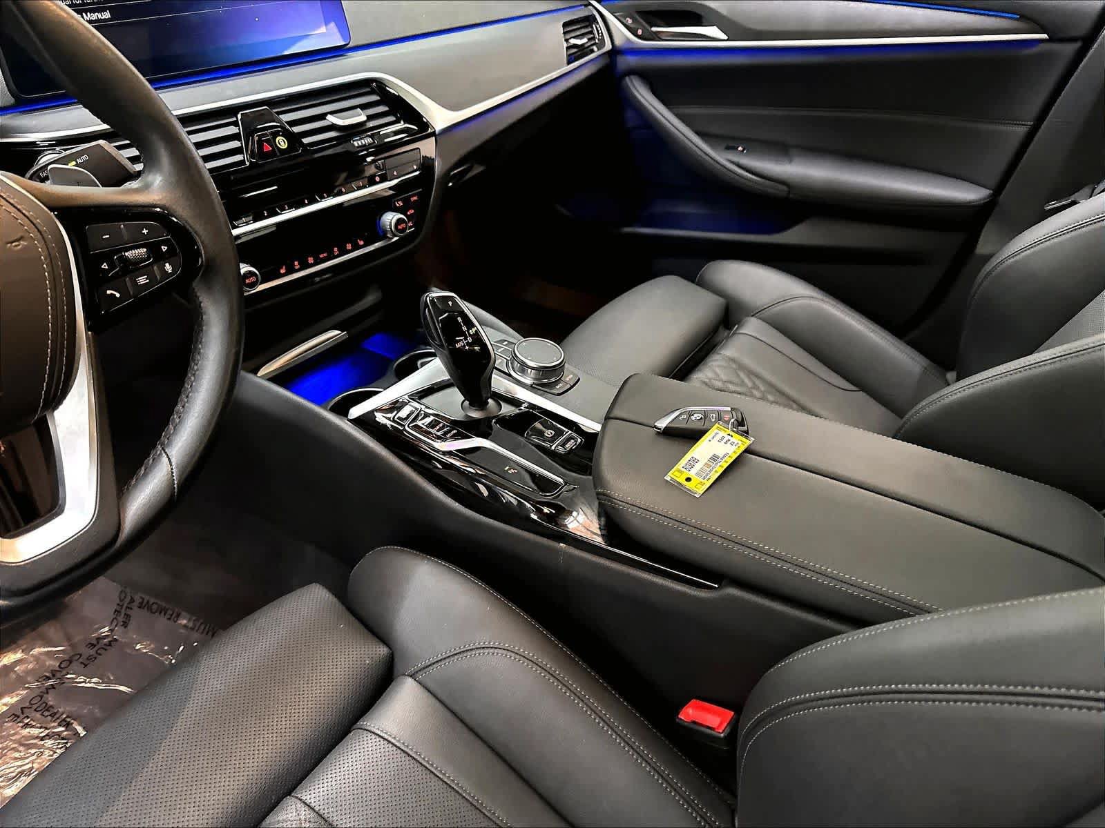 Used 2023 BMW 530i w/ Convenience Package RWD image 20
