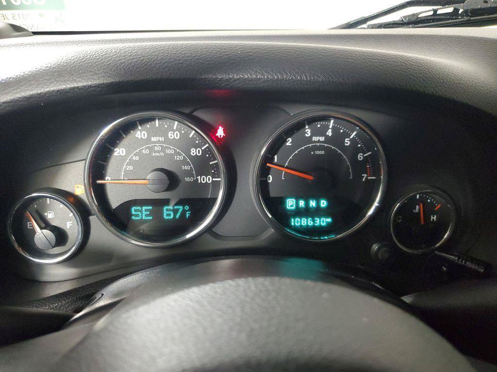 Used 2015 Jeep Wrangler Sport AWD/4WD image 22
