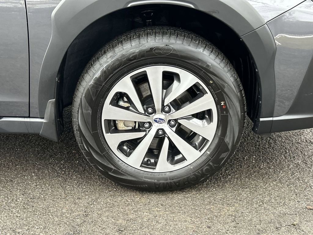 Certified 2025 Subaru Outback Premium image 13