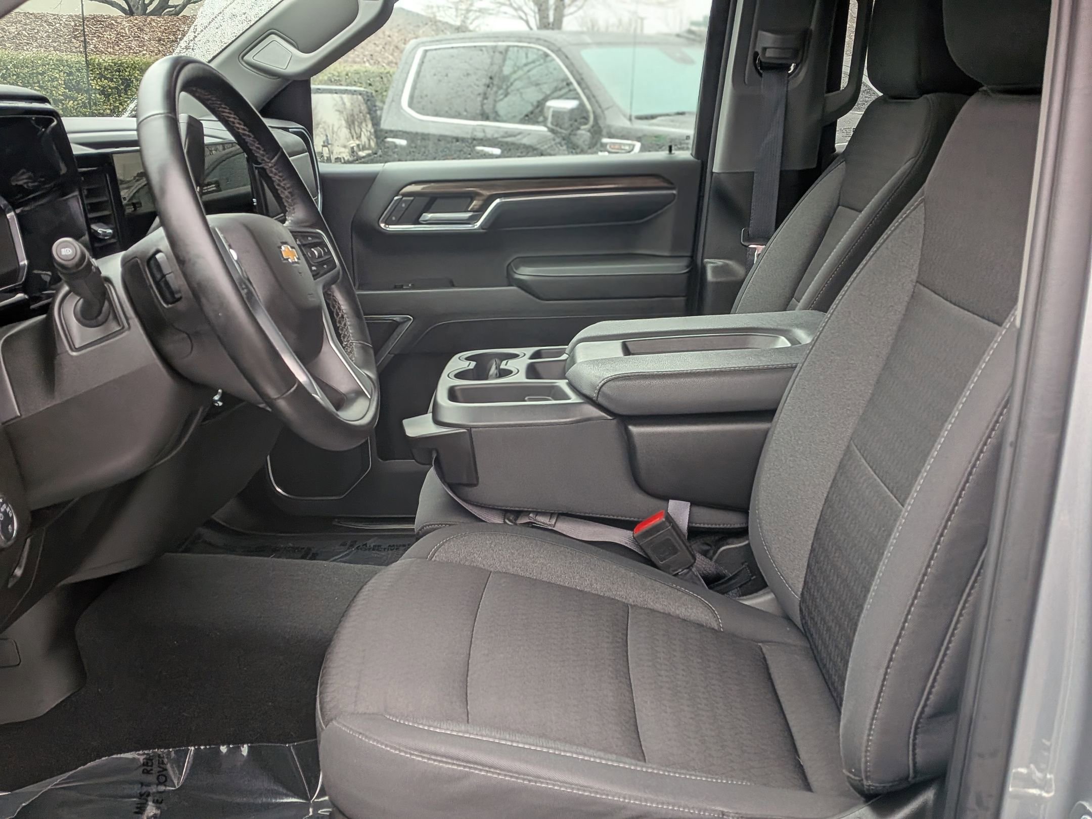 Used 2024 Chevrolet Silverado 1500 LT image 16