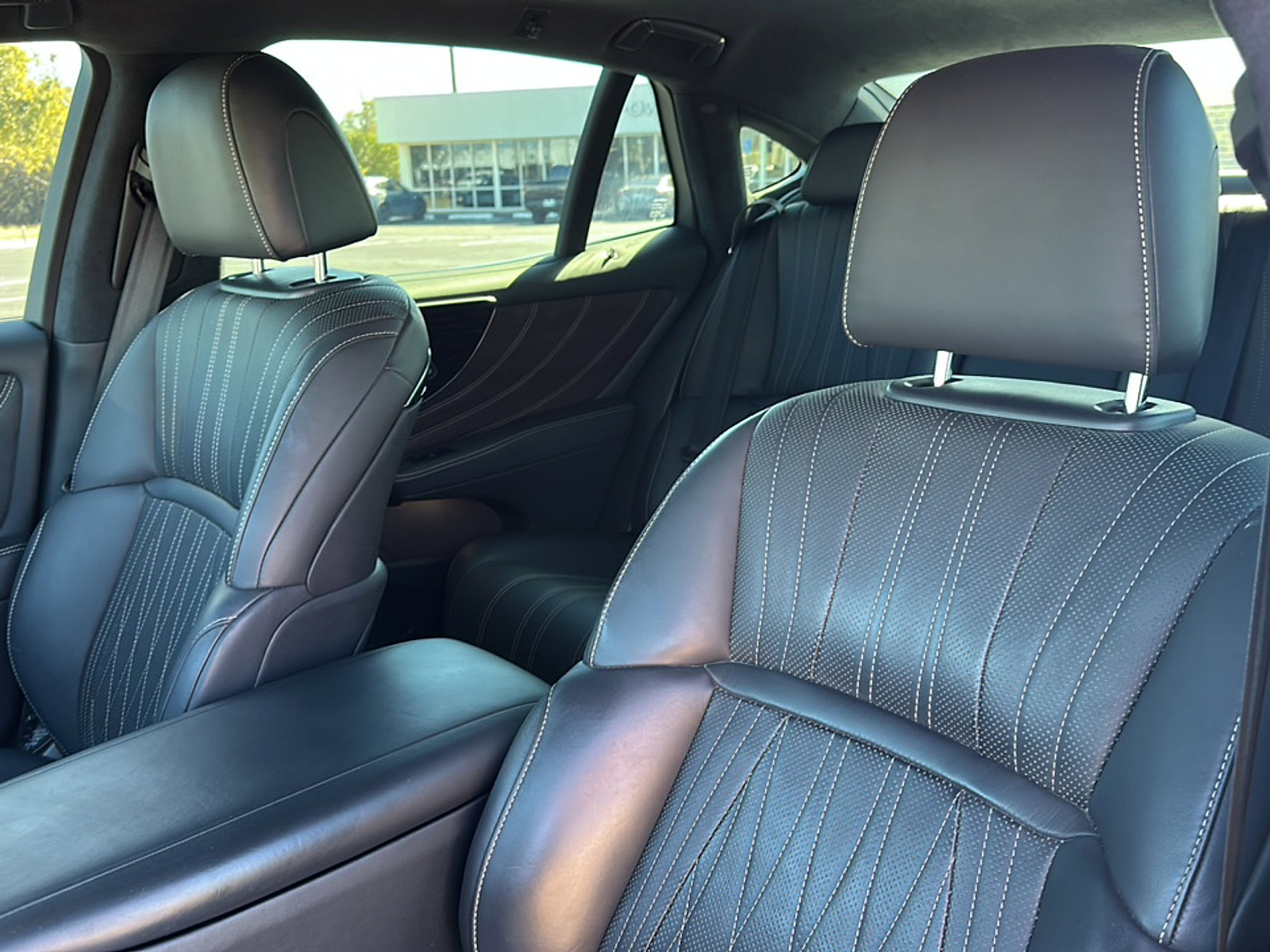 Used 2019 Lexus LS 500 image 14