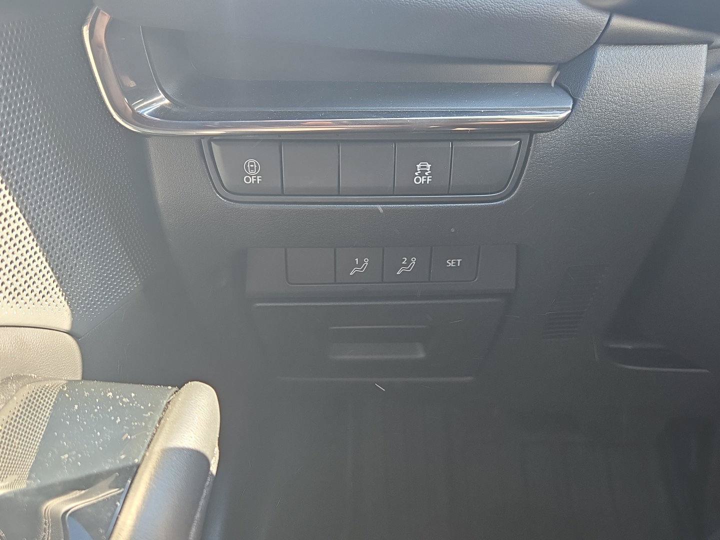Used 2023 MAZDA MAZDA3 s AWD/4WD image 21