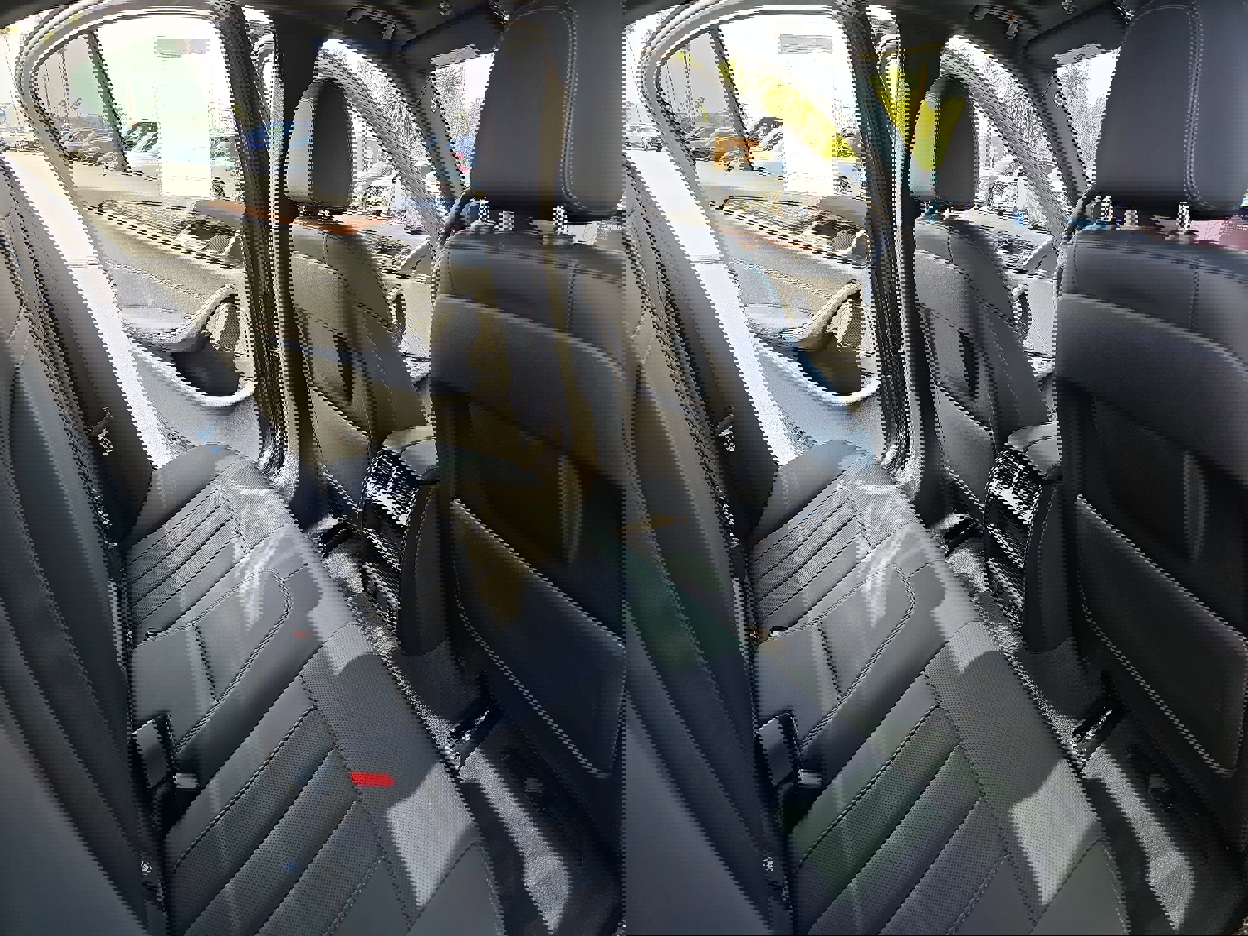 Used 2023 BMW 530i w/ Premium Package image 11