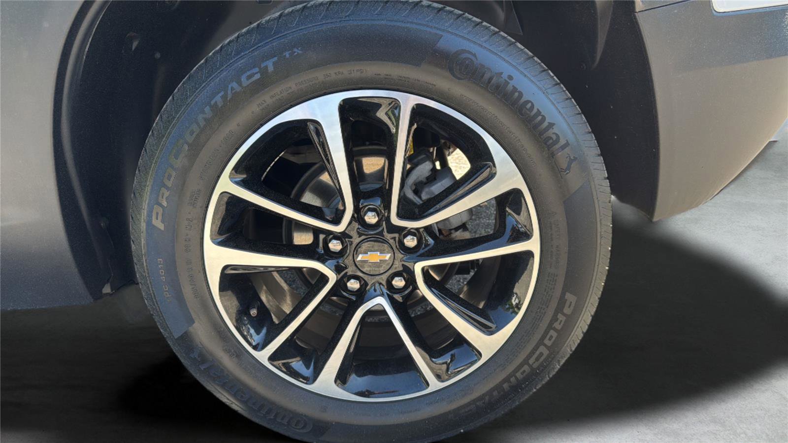 Used 2025 Chevrolet TrailBlazer LT AWD/4WD image 24