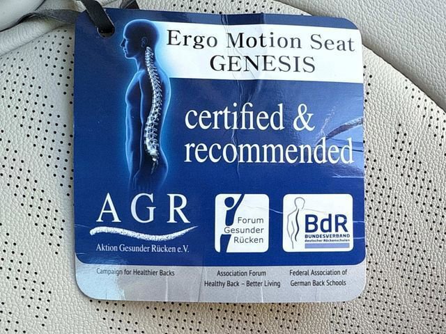 Used 2022 Genesis GV80 2.5T w/ Prestige Package 04 image 26