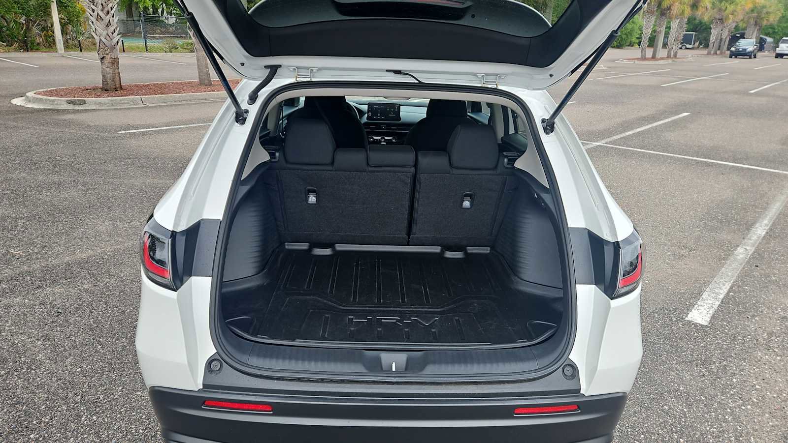 Certified 2026 Honda HR-V LX image 20