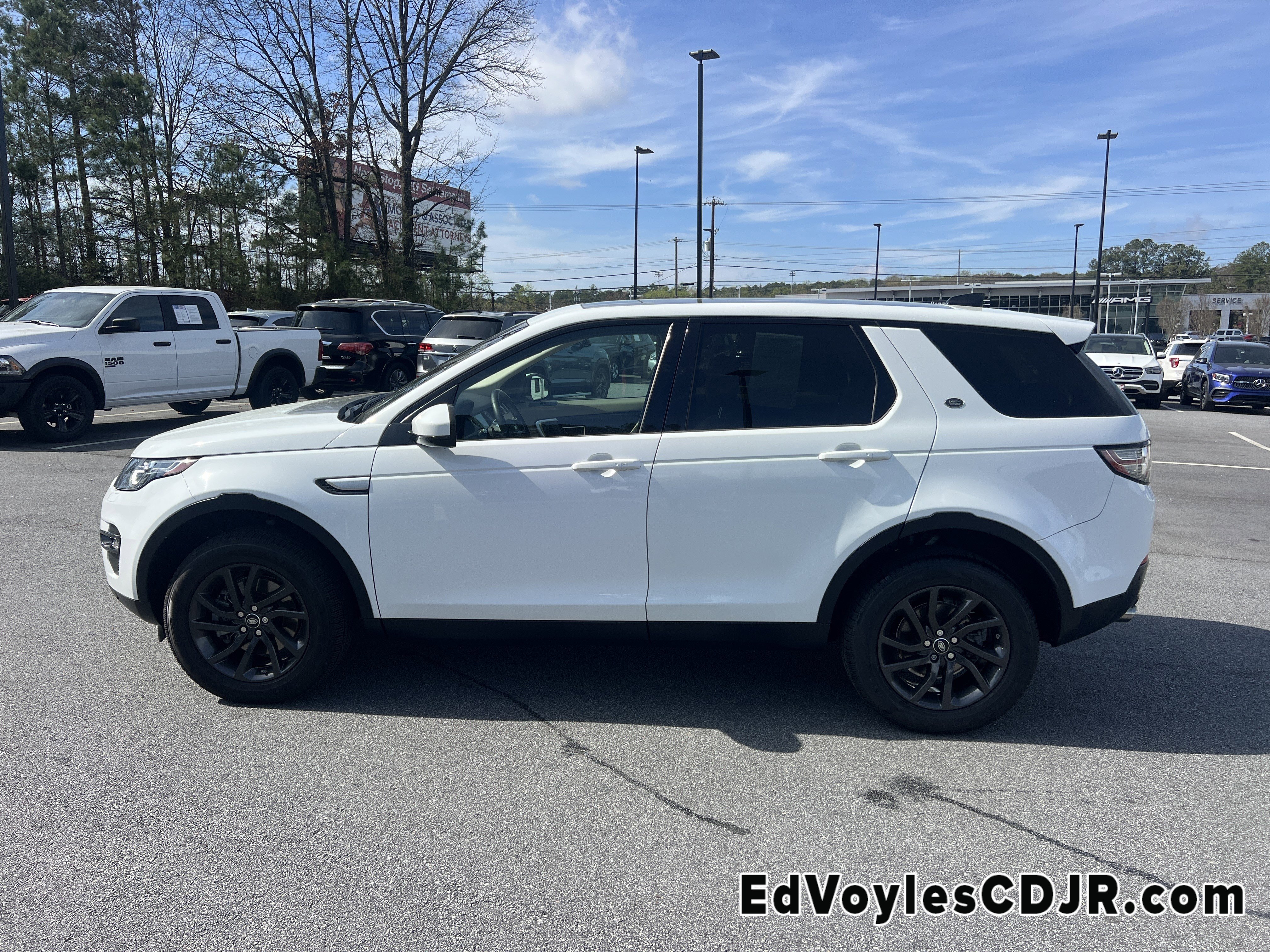 Used 2018 Land Rover Discovery Sport HSE image 4