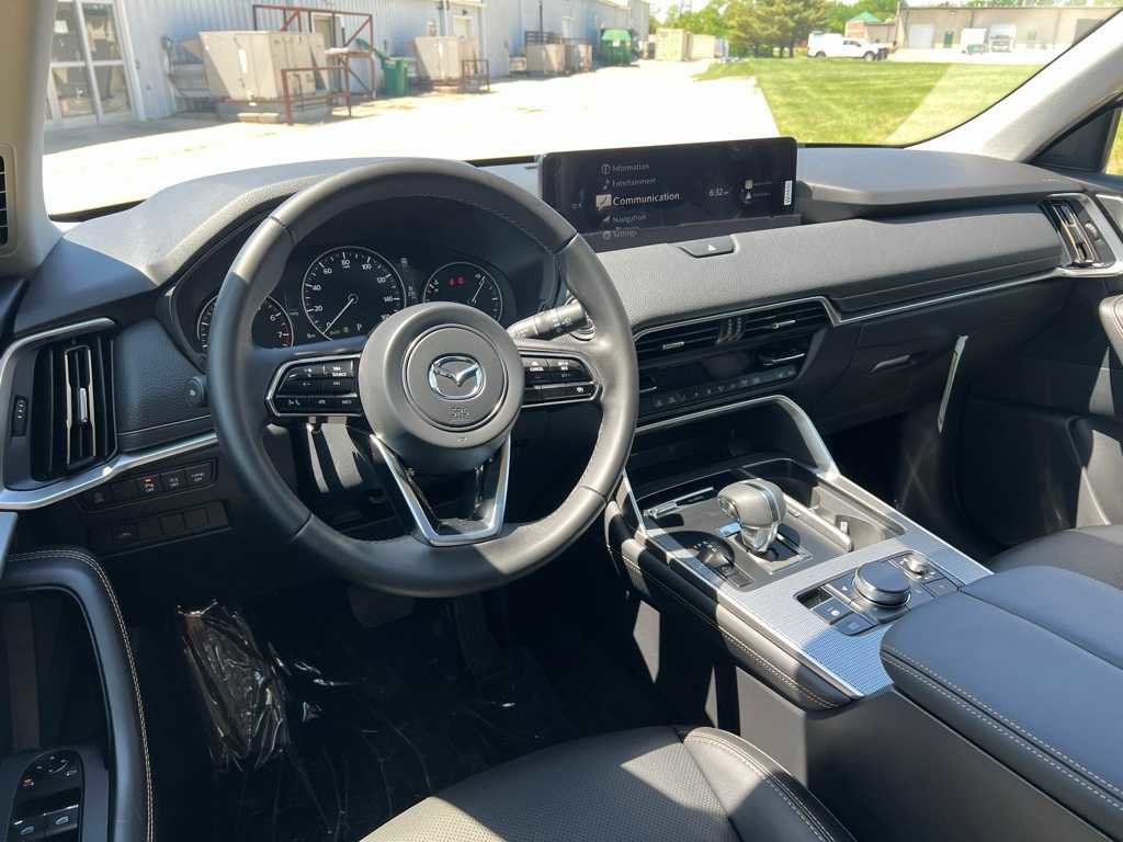 Certified 2025 MAZDA CX-90 3.3 Turbo w/ Preferred Package image 23