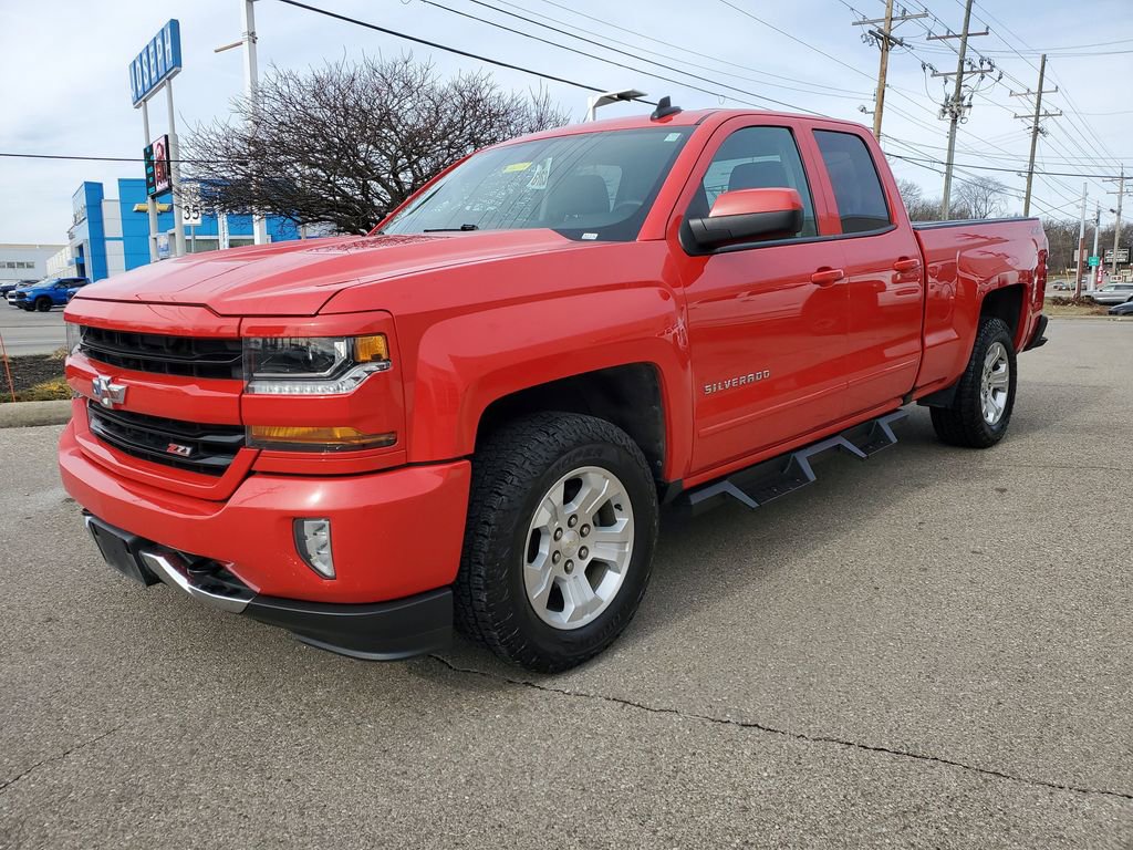 Used 2018 Chevrolet Silverado 1500 LT w/ All Star Edition image 2