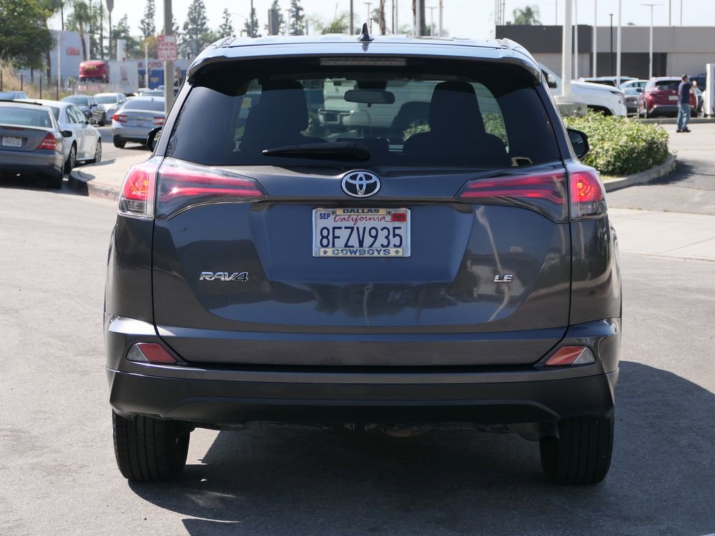 Used 2018 Toyota RAV4 LE w/ All Weather Liner Package FWD image 4