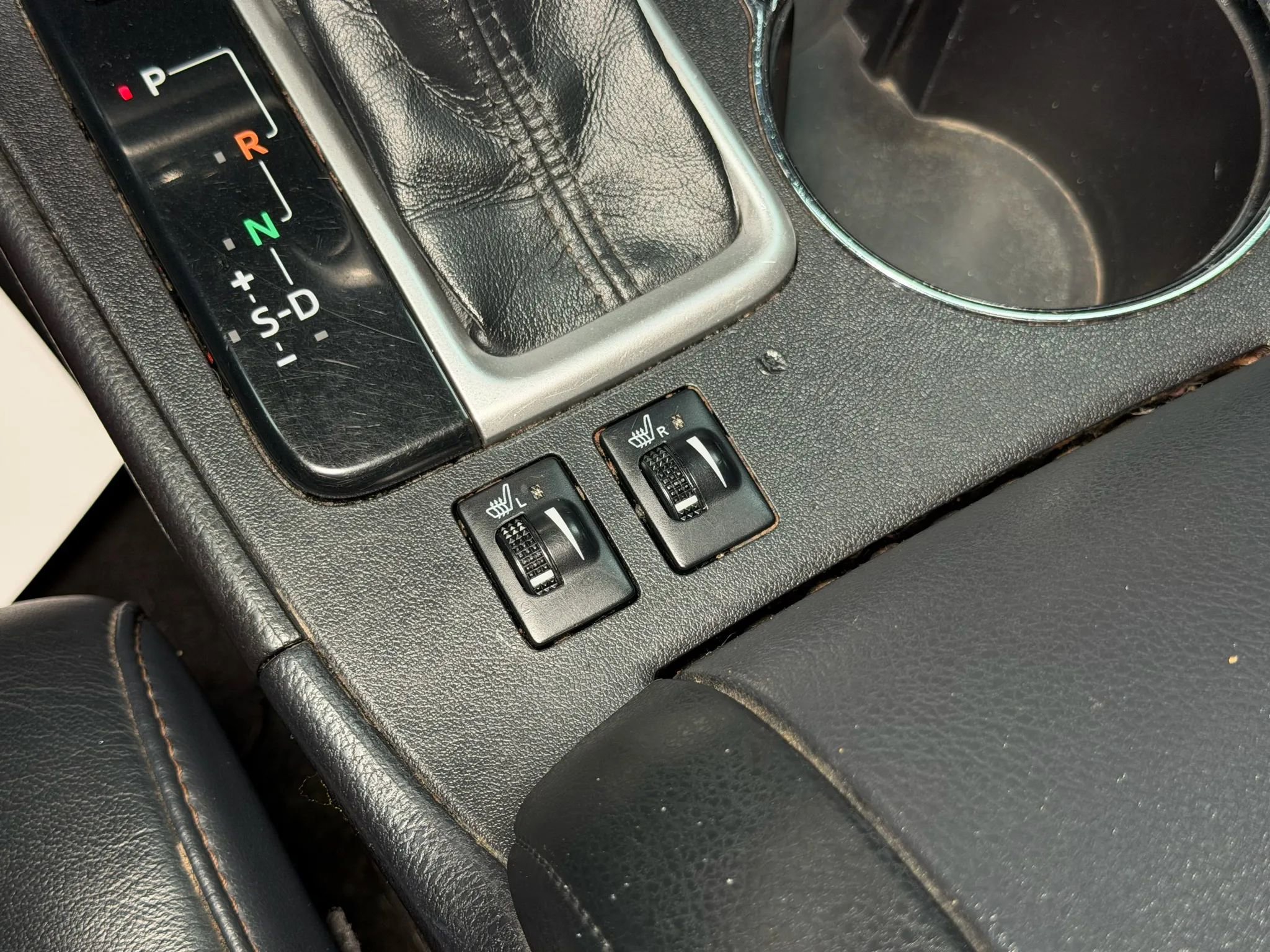Used 2016 Toyota Highlander XLE w/ Preferred Accessory Package FWD image 50