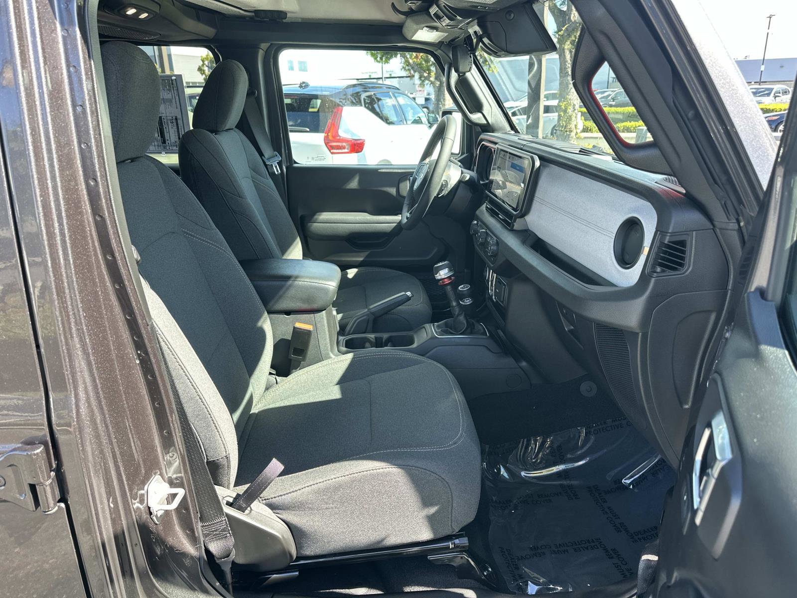 Used 2024 Jeep Wrangler Unlimited Sport image 25