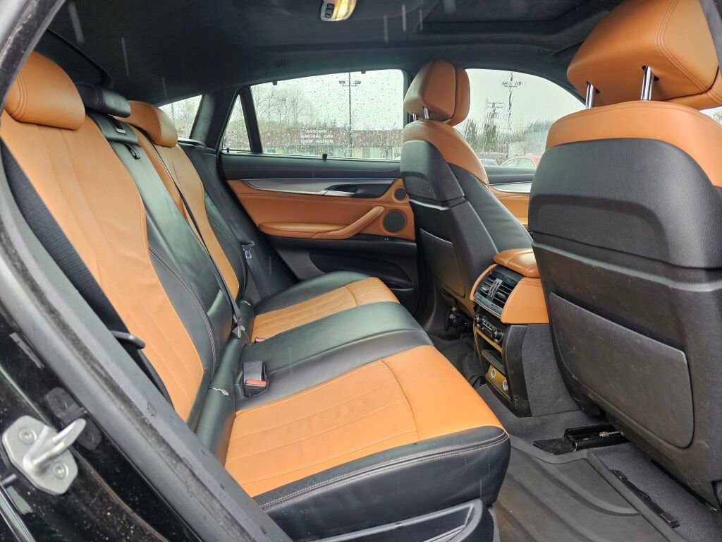 Used 2017 BMW X6 xDrive50i image 12