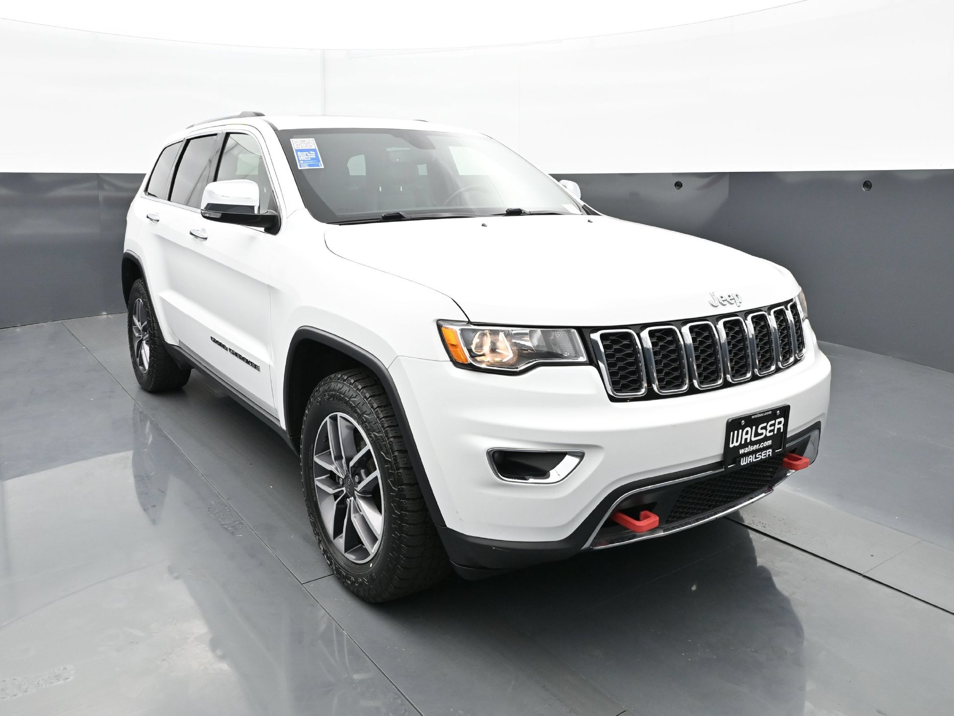 Used 2019 Jeep Grand Cherokee Limited w/ Trailer Tow Group IV AWD/4WD image 11