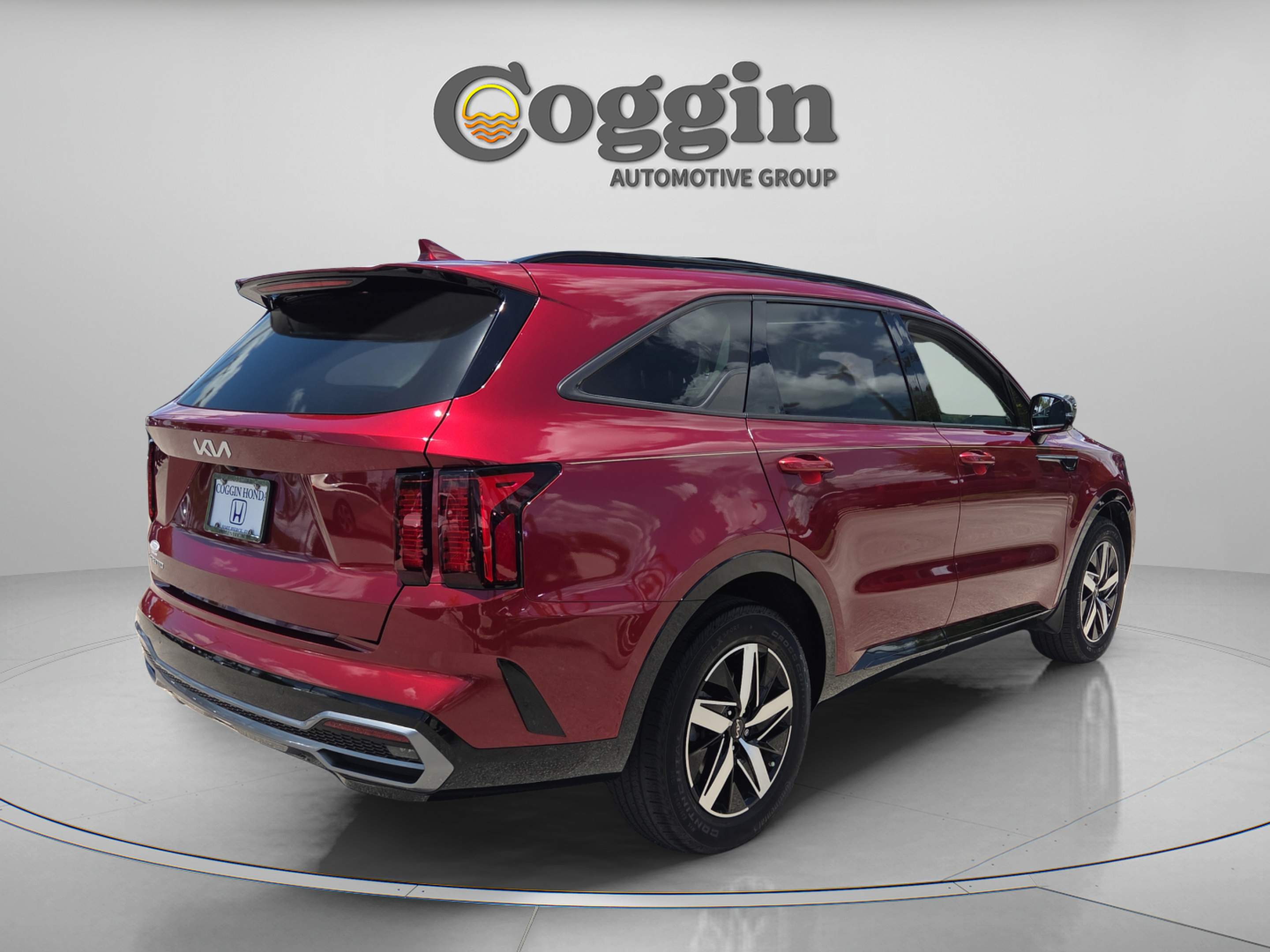Used 2023 Kia Sorento S w/ Panoramic Sunroof Package FWD image 5