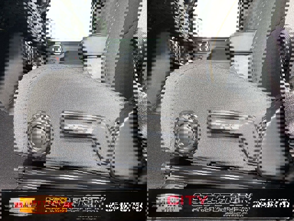 New 2025 Jeep Gladiator Sport image 13