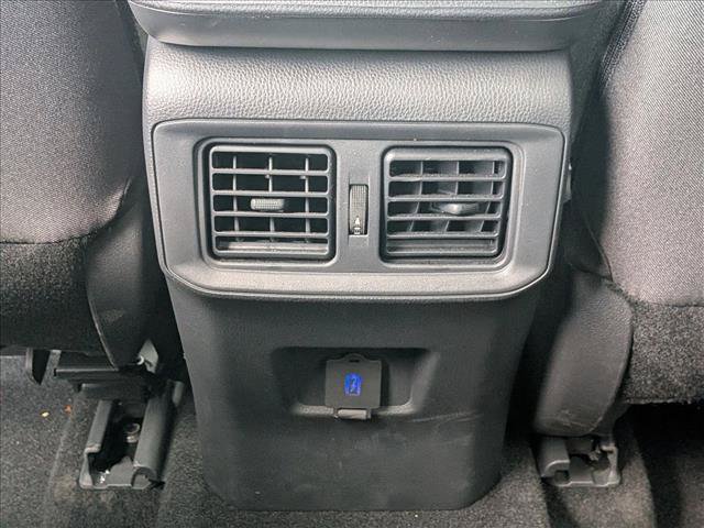 Used 2024 Toyota RAV4 LE AWD/4WD image 16
