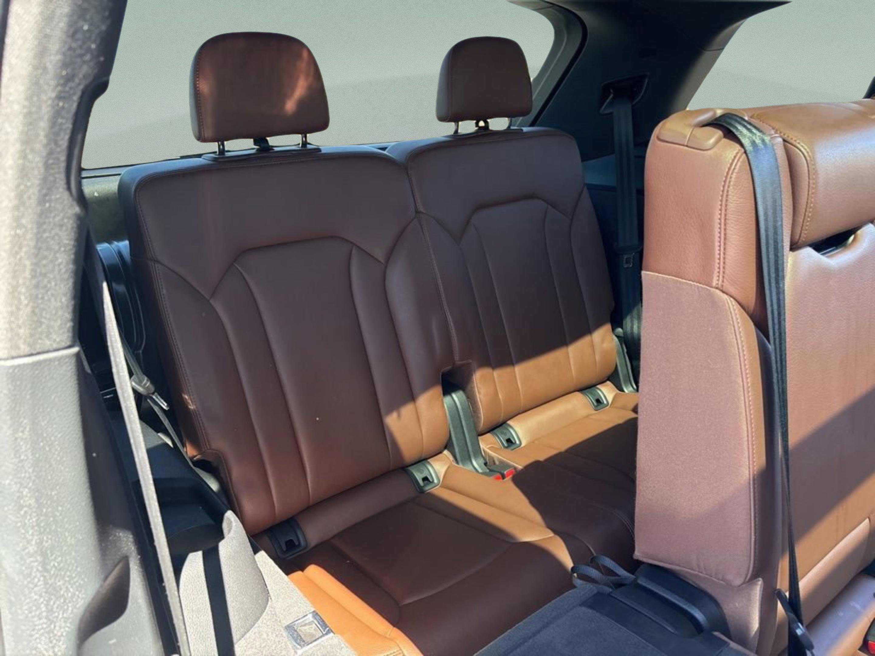 Used 2019 Audi Q7 3.0T Prestige w/ Prestige Package image 14