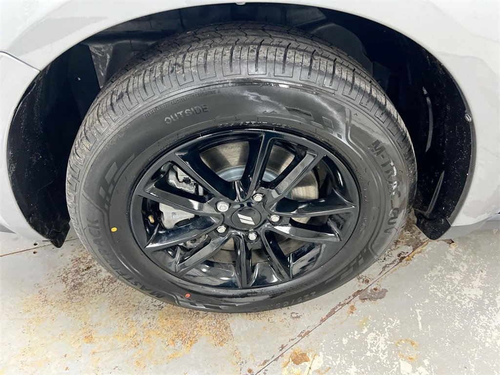 Used 2020 Dodge Journey SE w/ SE Popular Equipment Group image 25