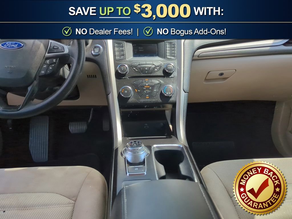 Used 2017 Ford Fusion SE image 20