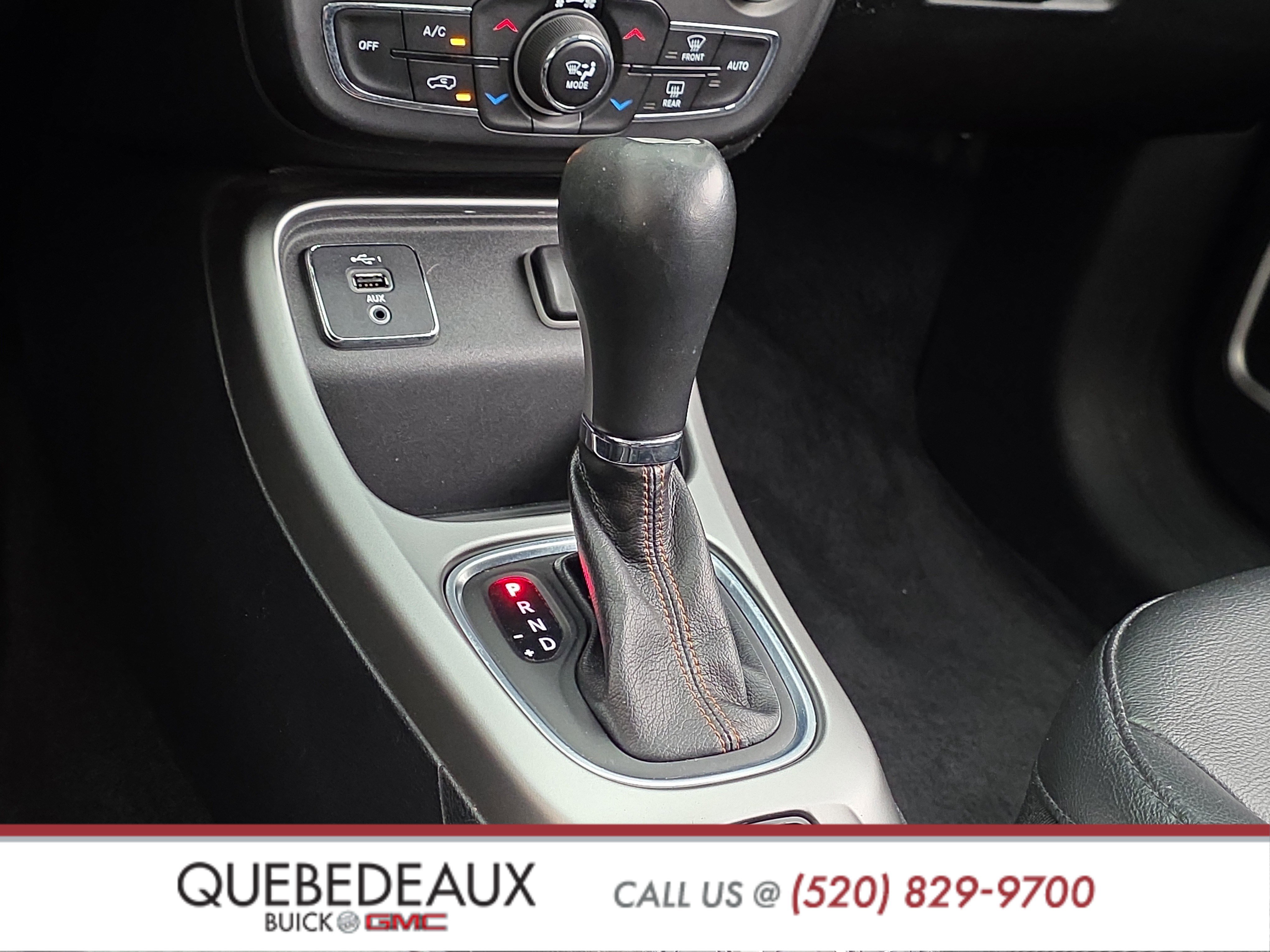 Used 2019 Jeep Compass Latitude w/ Popular Equipment Group FWD image 18