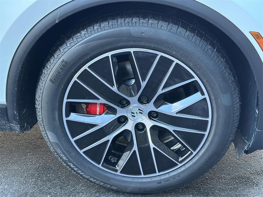 New 2025 Porsche Macan 4S Electric image 10