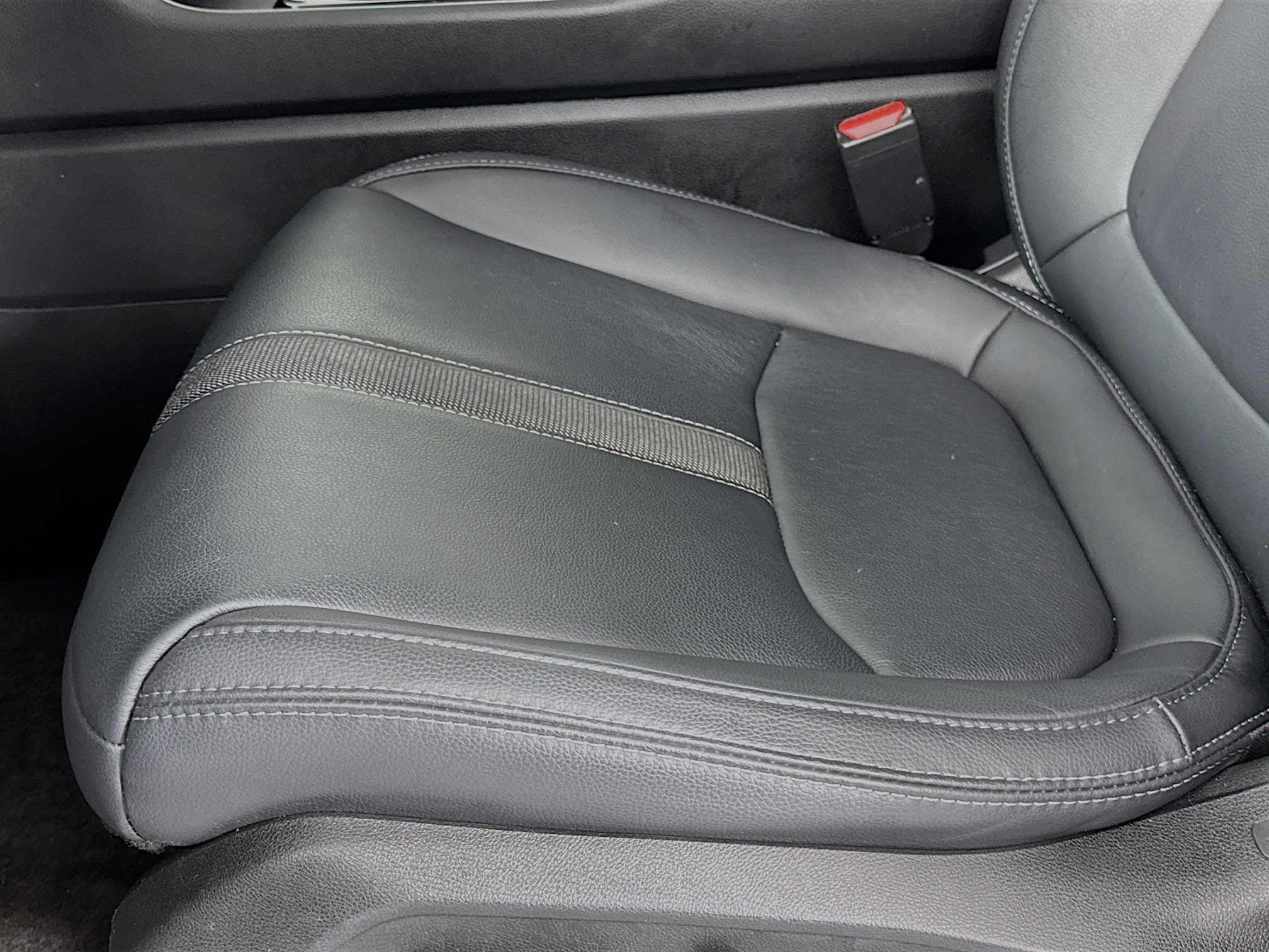 Certified 2023 Honda Pilot Touring image 20