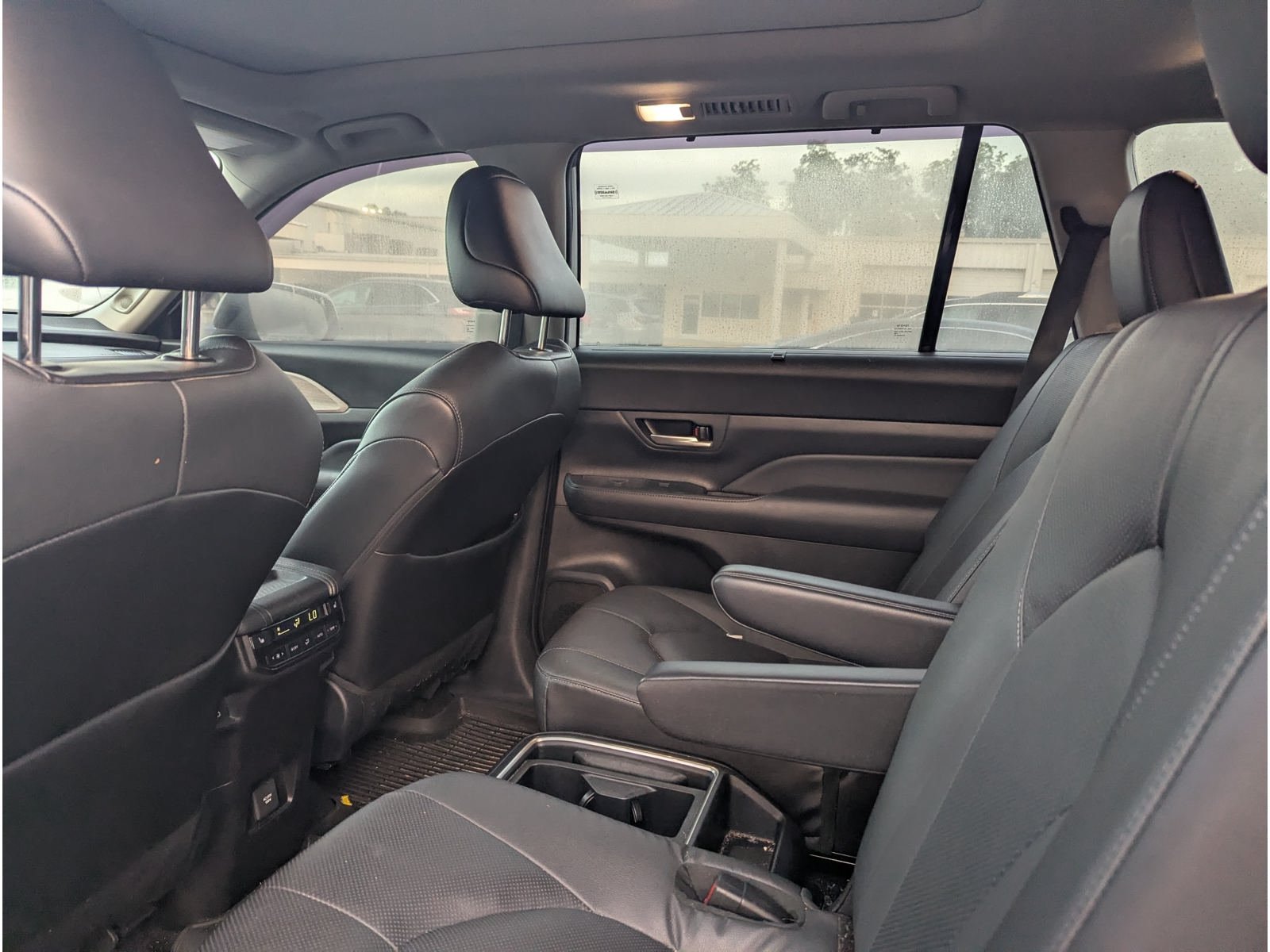 Used 2024 Toyota Grand Highlander FWD image 9