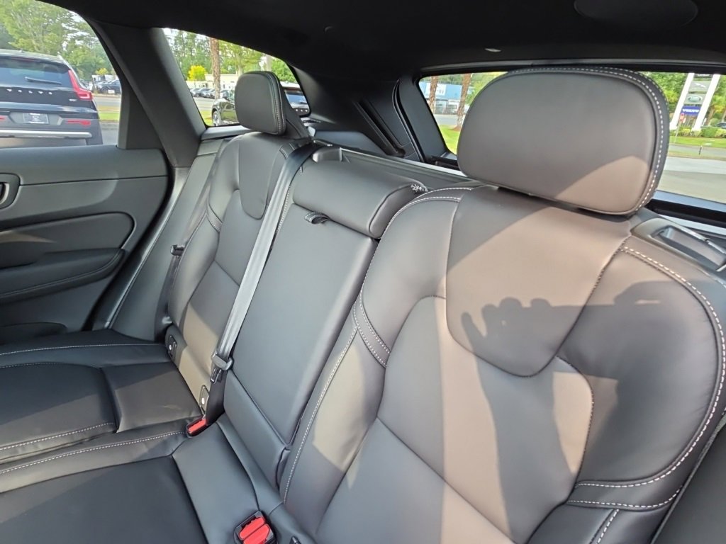 New 2026 Volvo XC60 B5 Ultra w/ Protection Package Premier image 6