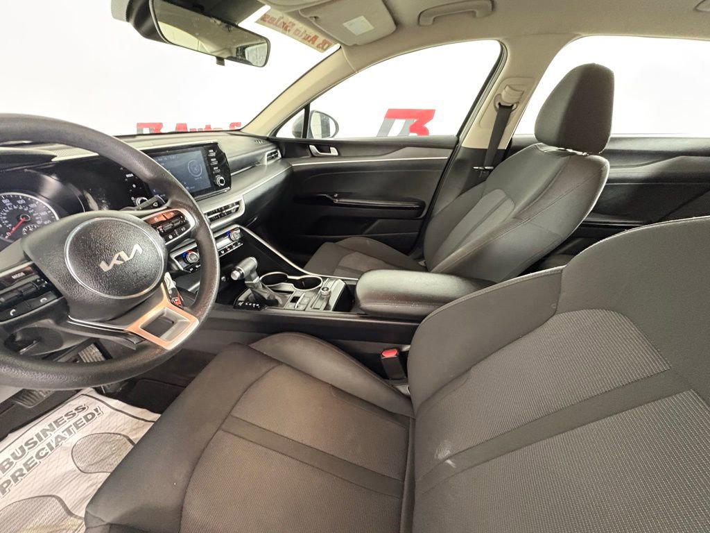 Used 2022 Kia K5 LX FWD image 13