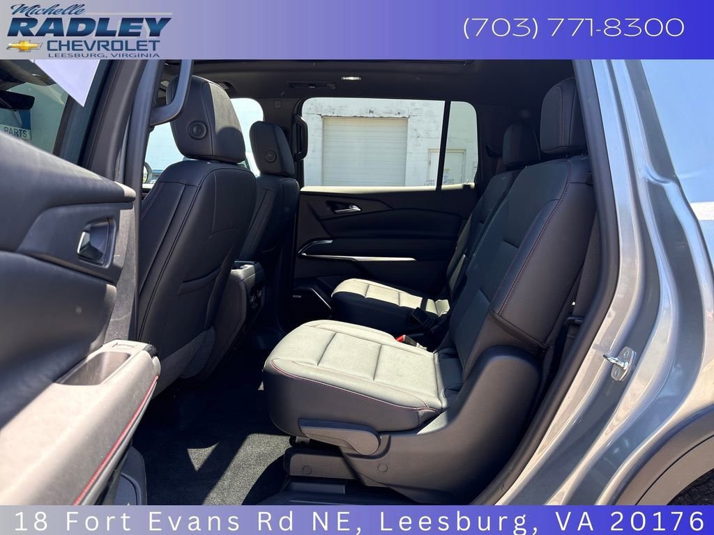 Used 2024 Chevrolet Traverse Z71 w/ Enhanced Driving Package AWD/4WD image 25