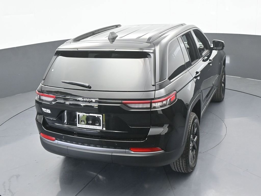 New 2026 Jeep Grand Cherokee Altitude RWD image 44